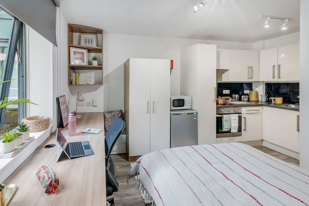  Gold Studio - Standard View | Upper Level  -  Islington Residence - Flexible Tenancies  - Gallery -  2
