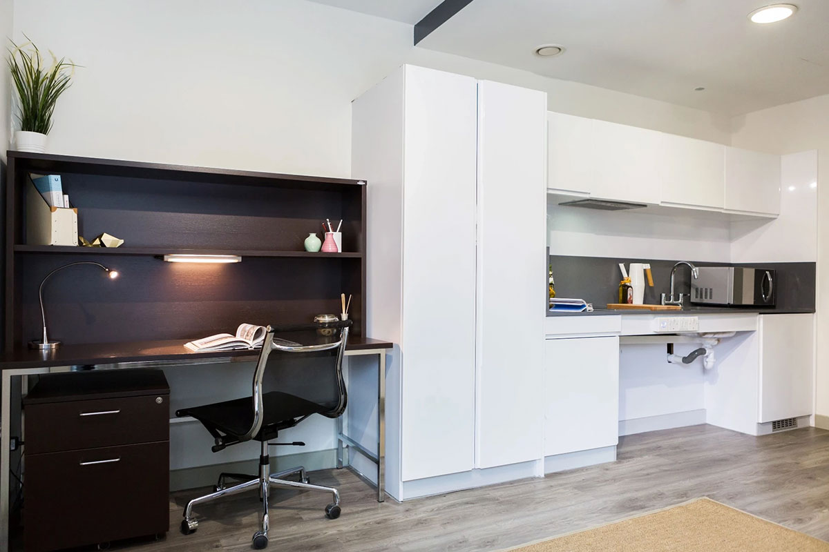  Gold Studio (Large) - Courtyard View | Lower Level  -  Kings Cross Residence - Flexible Tenancies  - Gallery -  2