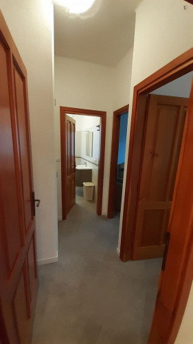 Single bedroom in a 3-bedroom apartment in Loreto - Gallery - 8