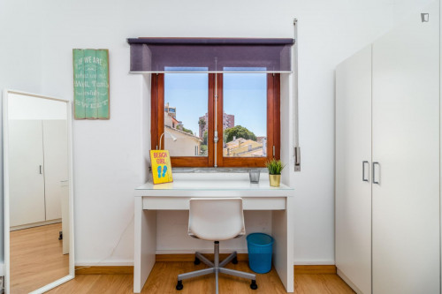 Sunny single bedroom with a balcony in Carcavelos - Gallery - 6