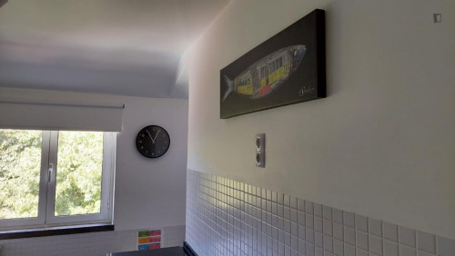 Spacious double bedroom close to Carcavelos - Gallery - 6