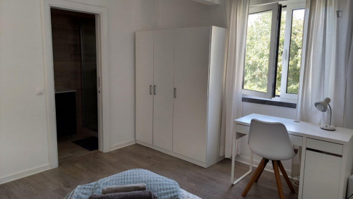 Great double bedroom suite close to Carcavelos - Gallery - 10