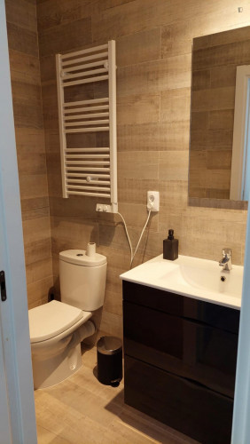 Great double bedroom suite close to Carcavelos - Gallery - 5