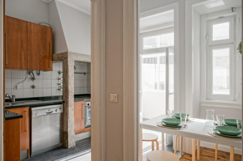Amazing Single Bedroom, With Balcony in Picoas - Gallery - 14