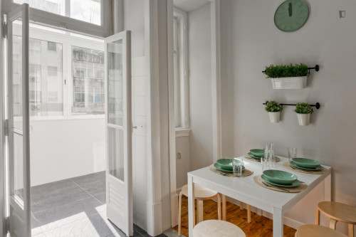 Amazing Single Bedroom, With Balcony in Picoas - Gallery - 19