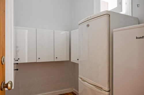 Amazing Single Bedroom, With Balcony in Picoas - Gallery - 12