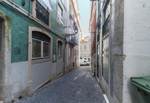 Appealing 1-bedroom flat near Instituto Superior Economia e Gestão - Gallery - 12