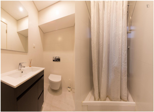 Appealing 1-bedroom flat near Instituto Superior Economia e Gestão - Gallery - 13