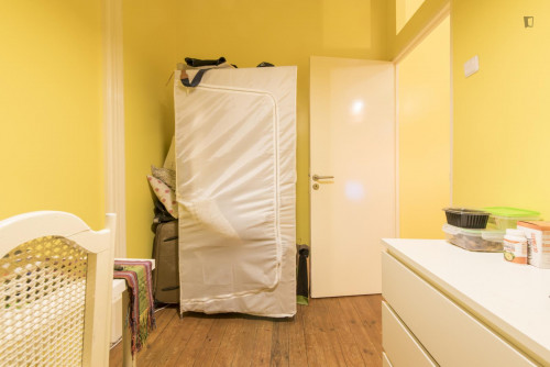 Snug single bedroom in Saldanha
