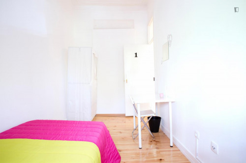 Pleasant single bedroom close to Picoas metro station