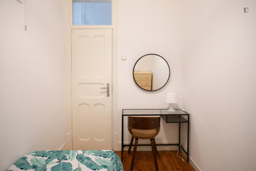 Single bedroom near Instituto Superior Técnico