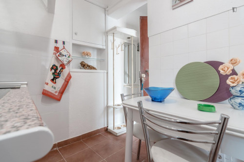Great 1-bedroom flat near Instituto Superior Economia e Gestão - Gallery - 11