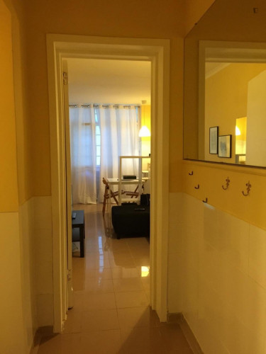 Nice and well-located 1-bedroom apartment in Areeiro - Gallery - 12