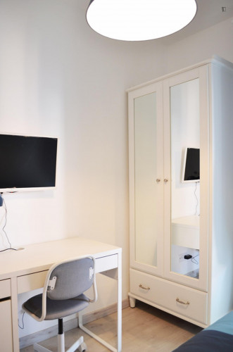 DHENRX4 - Single bedroom, with balcony