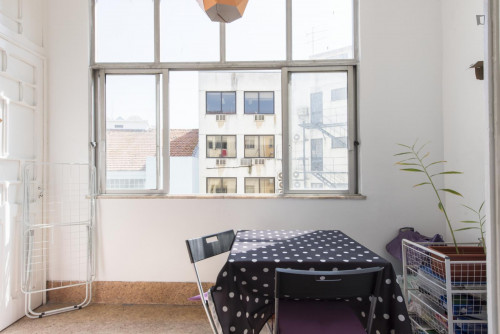 Good-looking double bedroom in Saldanha, near Alameda metro  - Gallery -  5