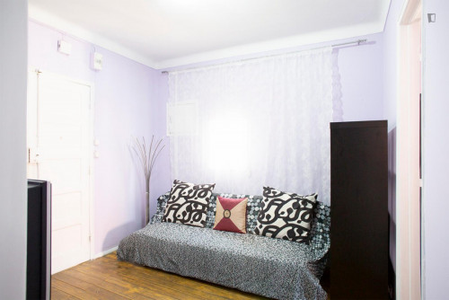 Bright double bedroom in Bairro Alto