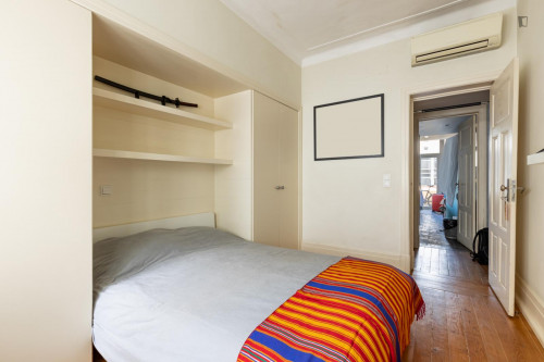 Charming double bedroom in Marquês de Pombal - Gallery - 17