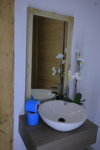 Perfect single room with private wc