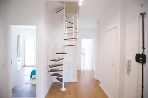 Airy single bedroom close to Arroios metro station - Gallery - 5