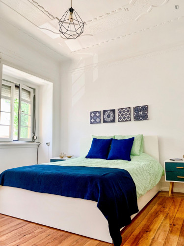 Beautiful 3-bedroom apartment in Santa Apolónia - Gallery - 22