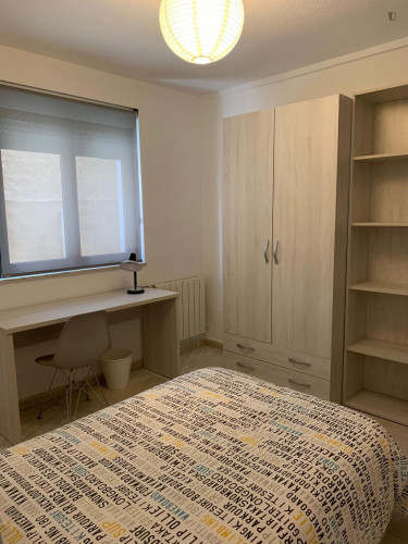 Bright single bedroom in a 6-bedroom apartment in Buenos Aires neighborhood