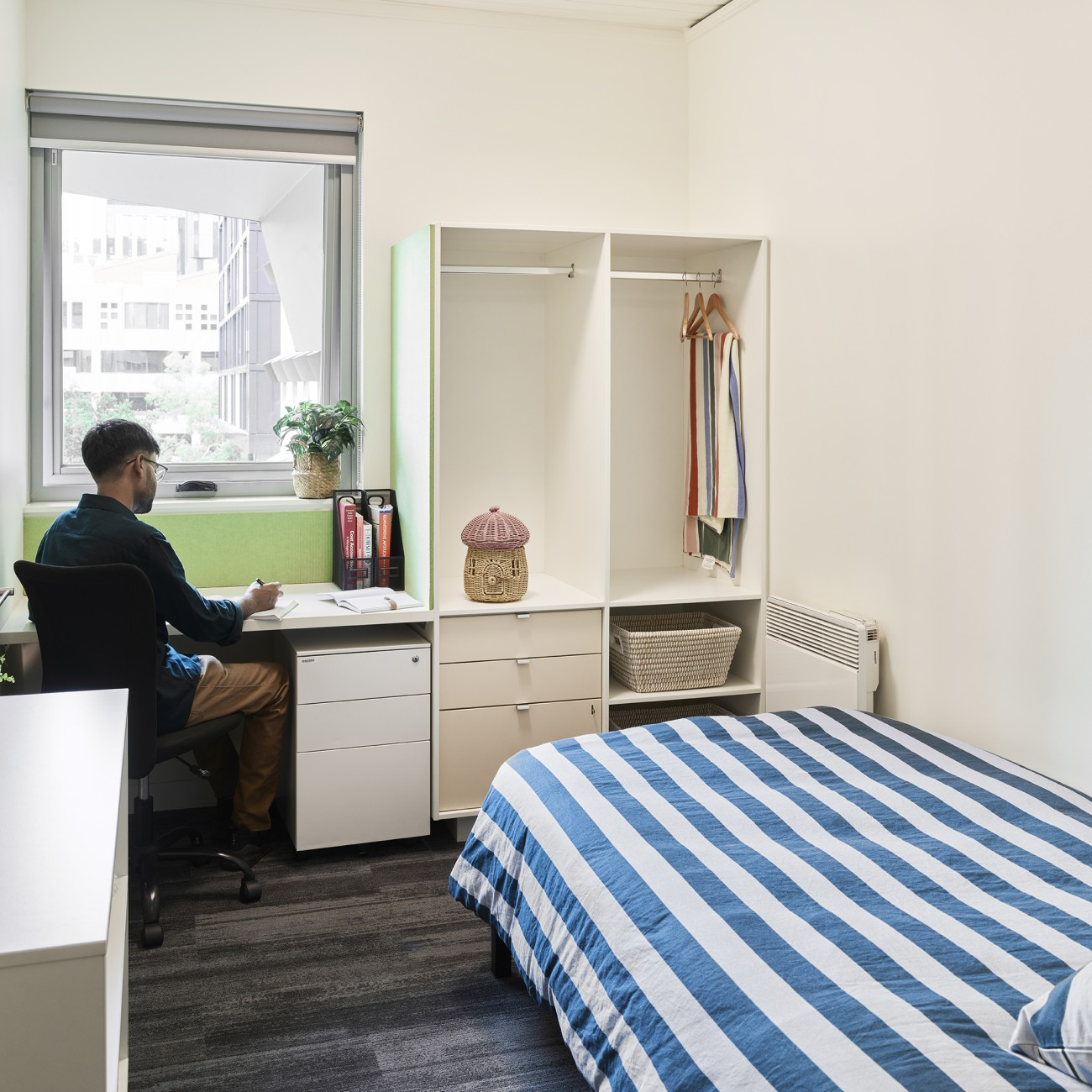 4 Bedroom Apartment - Student Village Melbourne - Gallery - 1