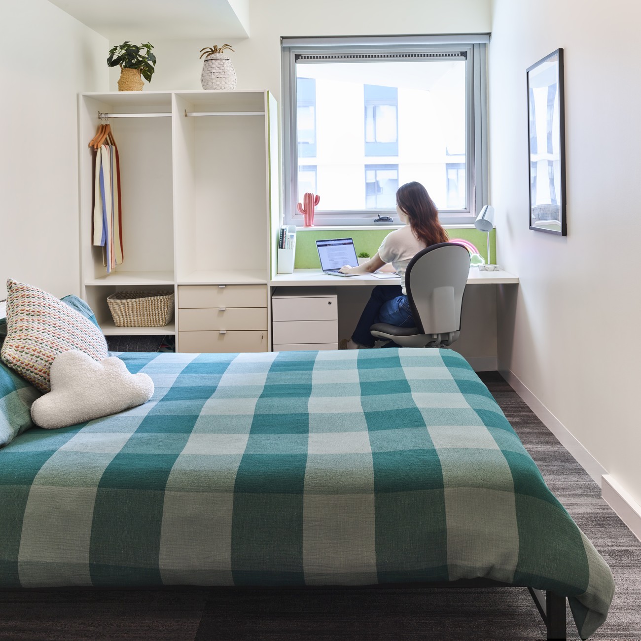  Large Studio Apartment  -  Student Village Melbourne  - Gallery -  1