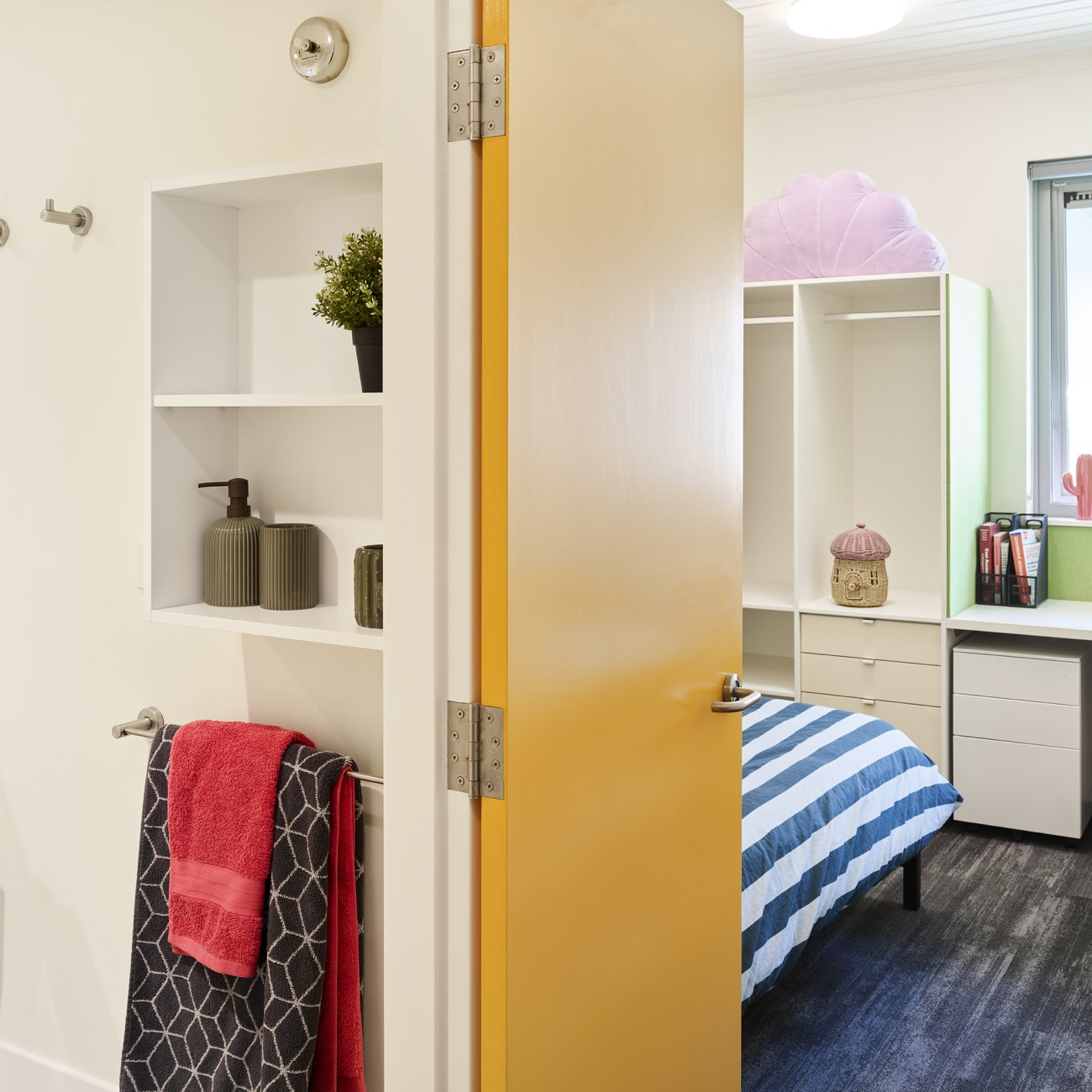 4 Bedroom Apartment En-Suite - Student Village Melbourne - Gallery - 4
