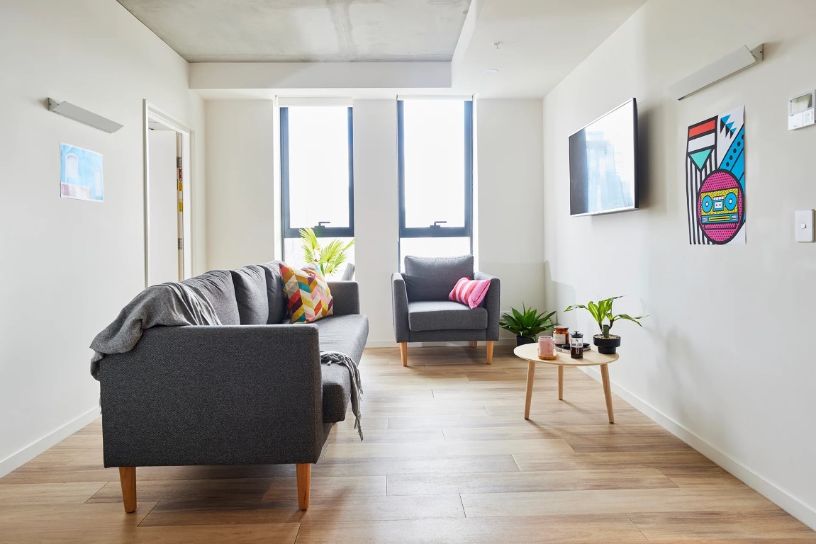  King Single Bed, 4 Bed Apartment  -  Scape Peel  - Gallery -  13
