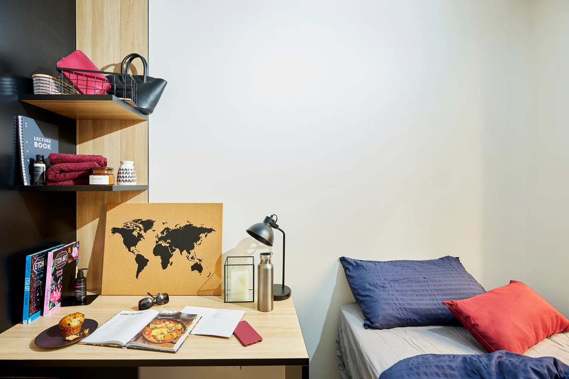  King Single Bed, Ultra Studio Apartment, Standard View  -  اتيرا لاتروب اس تي  - Gallery -  4