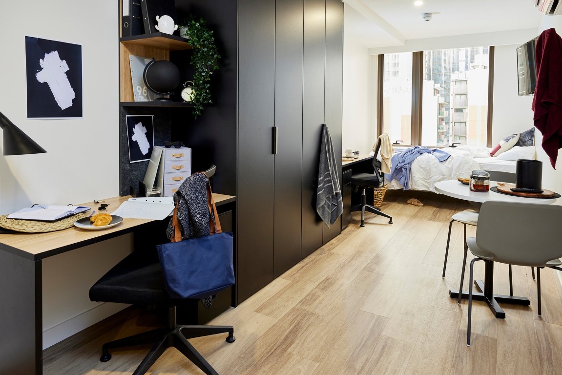  King Single Bed, Ultra Twin Apartment, Standard View  -  اتيرا لاتروب اس تي  - Gallery -  2