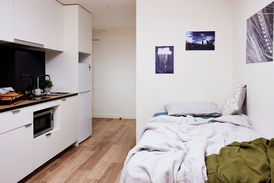  King Single Bed, Ultra Twin Apartment, Standard View  -  اتيرا لاتروب اس تي  - Gallery -  5