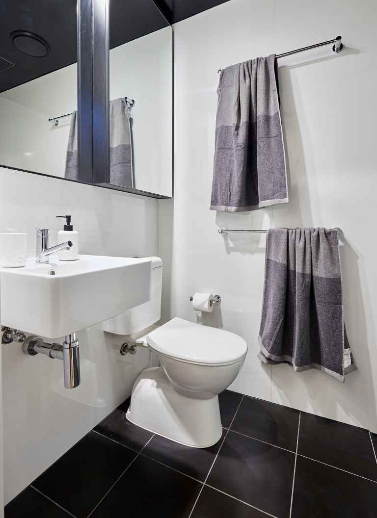 Double Bed, Signature Plus Studio Apartment, Standard View  -  اتيرا لاتروب اس تي  - Gallery -  2