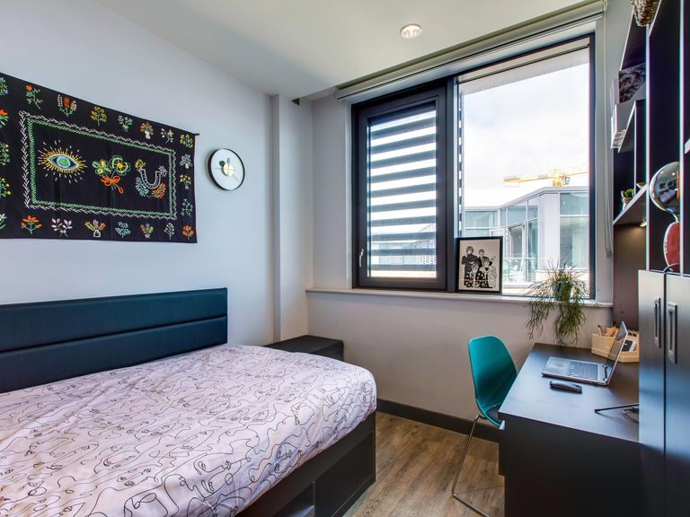  Premium En-Suite  -  New Mill  - Gallery -  1