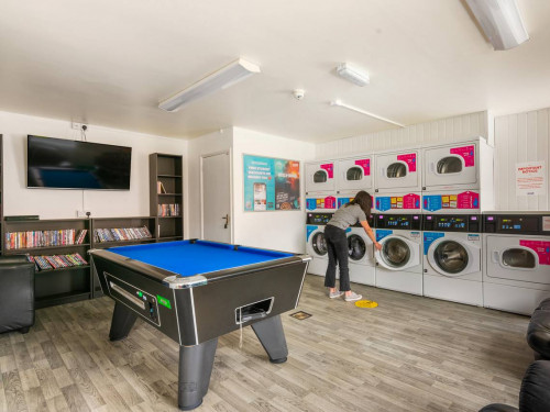 Bramall Court  - Gallery -  3