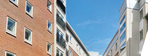 Knoll Court