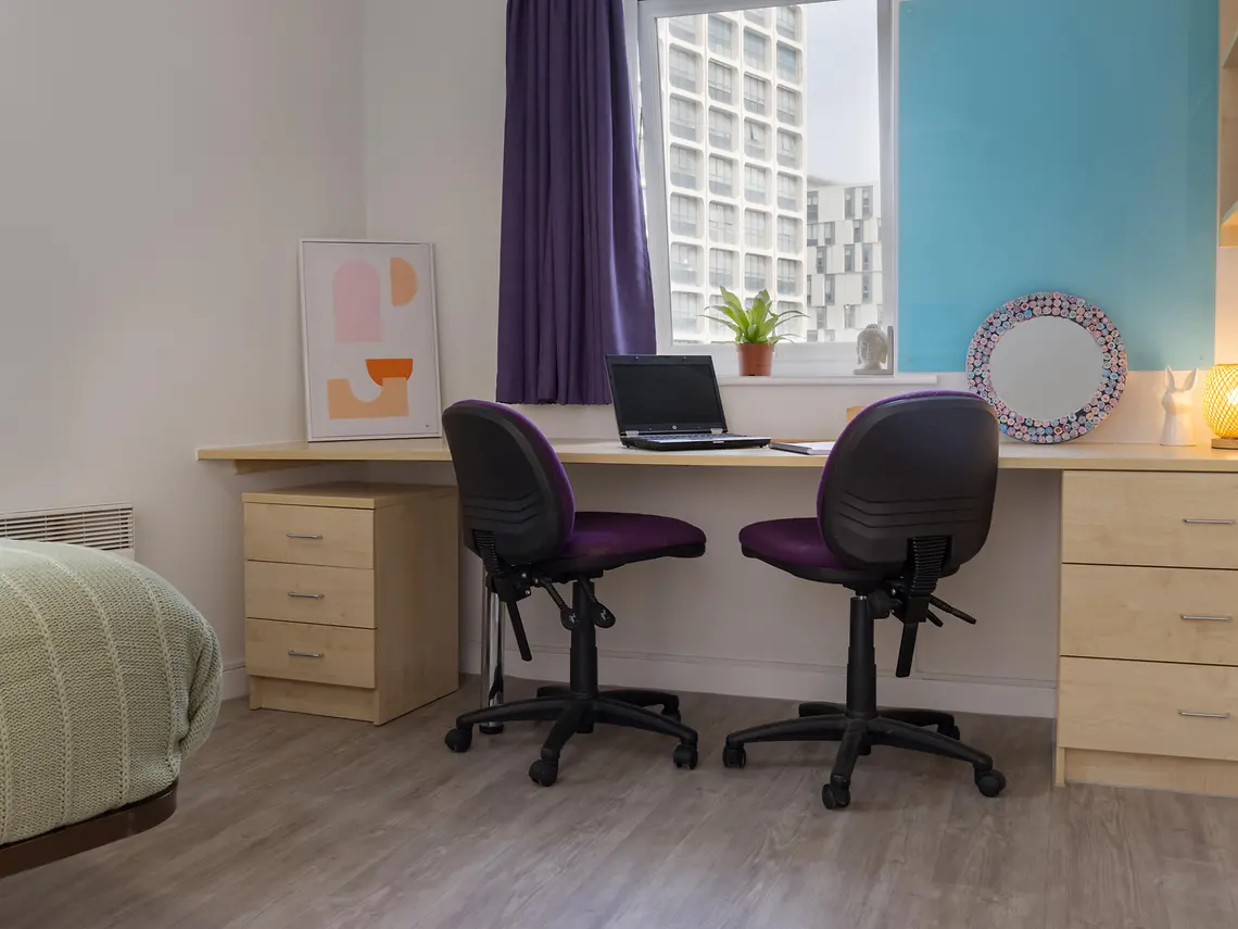 Deluxe En-Suite - Knoll Court - Gallery - 6