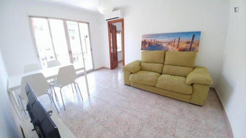 Nice 3-bedroom apartment with balcony in Ayora