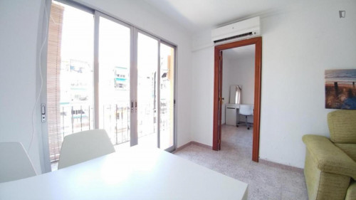 Nice 3-bedroom apartment with balcony in Ayora  - Gallery -  5