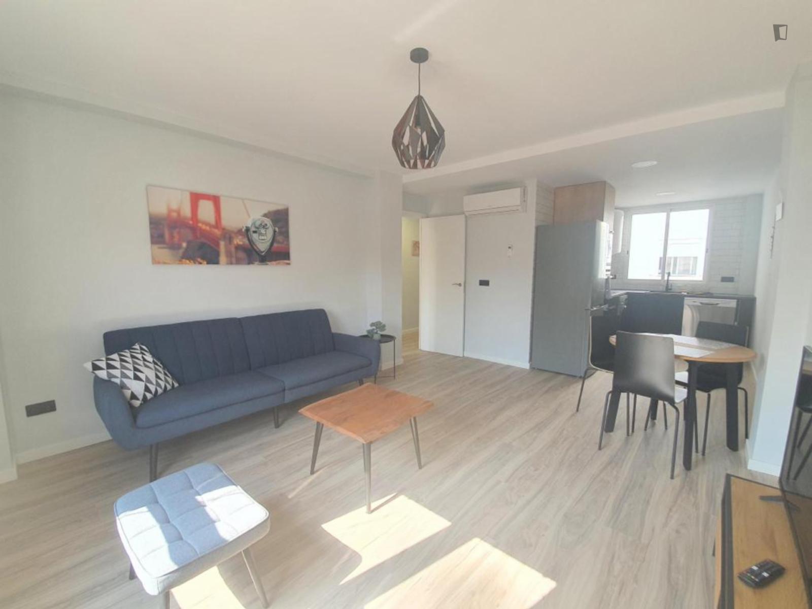 Sunny 3-Bedroom Apartment In L'Amistat - 1