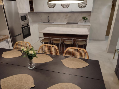 Incredible single bedroom close by Plaza Borrull tram station - Gallery - 9