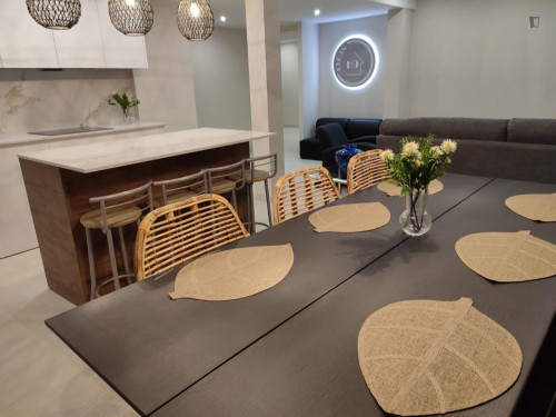 Incredible single bedroom close by Plaza Borrull tram station  - Gallery -  5