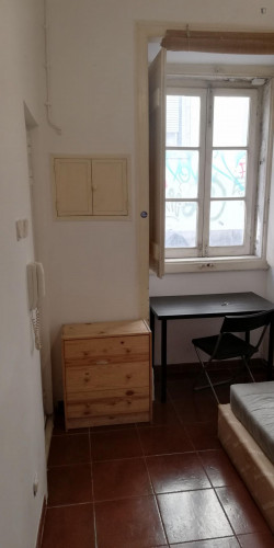Single Cosy room in Bairro Alto - Gallery - 6