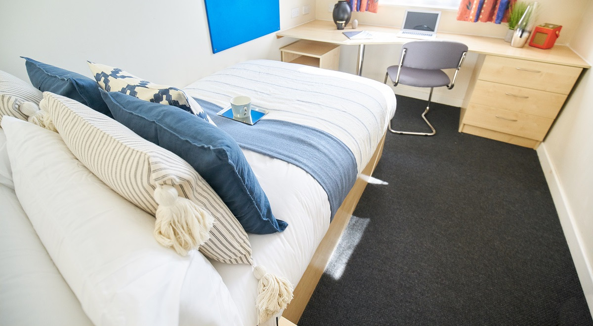 Classic En-Suite - College Court - Gallery - 3