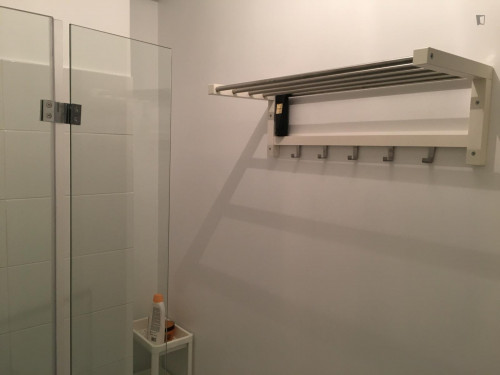 Spacious double bedroom with a balcony, in Bonfim - Gallery - 10