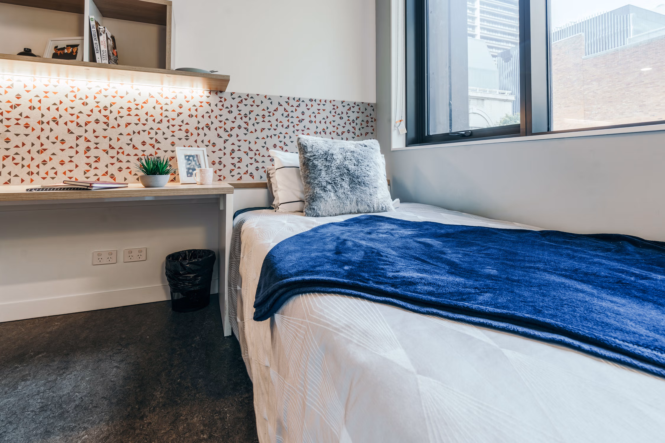  Ensuite Room In 6-Bed Apartment With Courtyard  -  Student One Elizabeth Street  - Gallery -  1