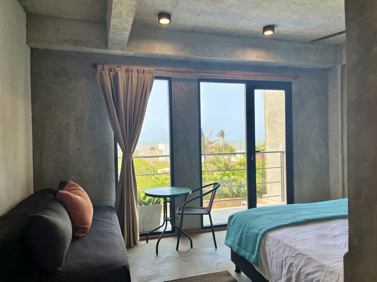  Front View Room  -  Vibrant Outstanding Complex w/ Gym + Pool + Yoga  - Gallery -  5