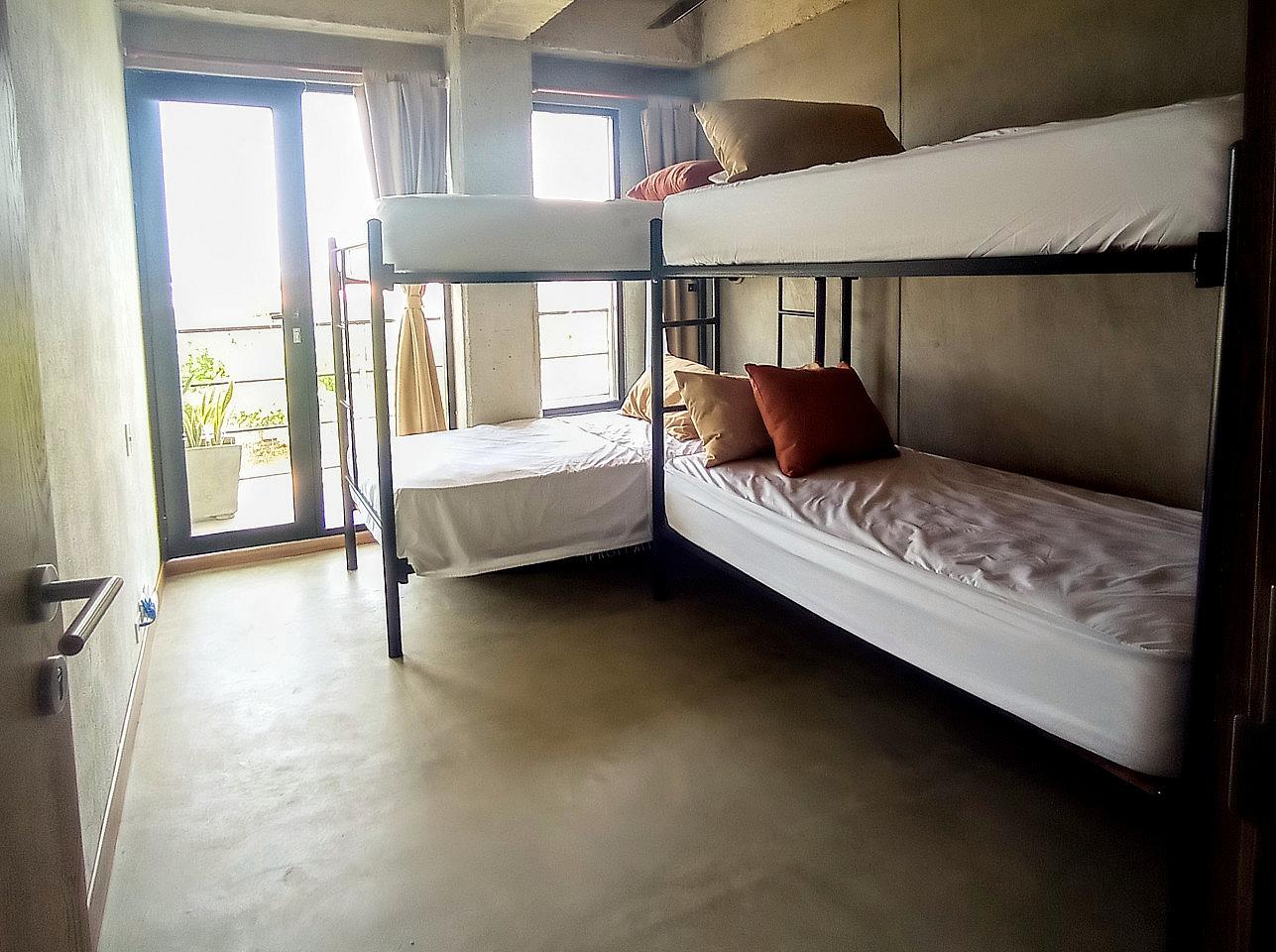  Bed In A 4-Bed Mixed Gender Room  -  Vibrant Outstanding Complex w/ Gym + Pool + Yoga  - Gallery -  5