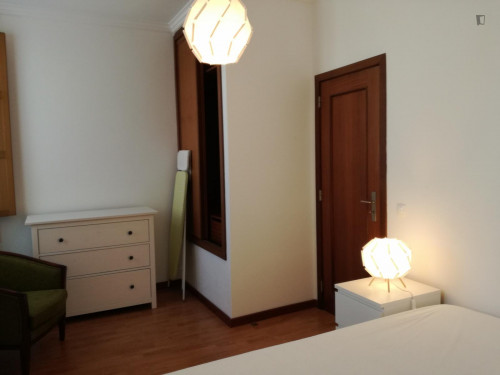 Excellent 1-bedroom duplex in Benfica, close to Instituto Politécnico de Lisboa - Gallery - 18