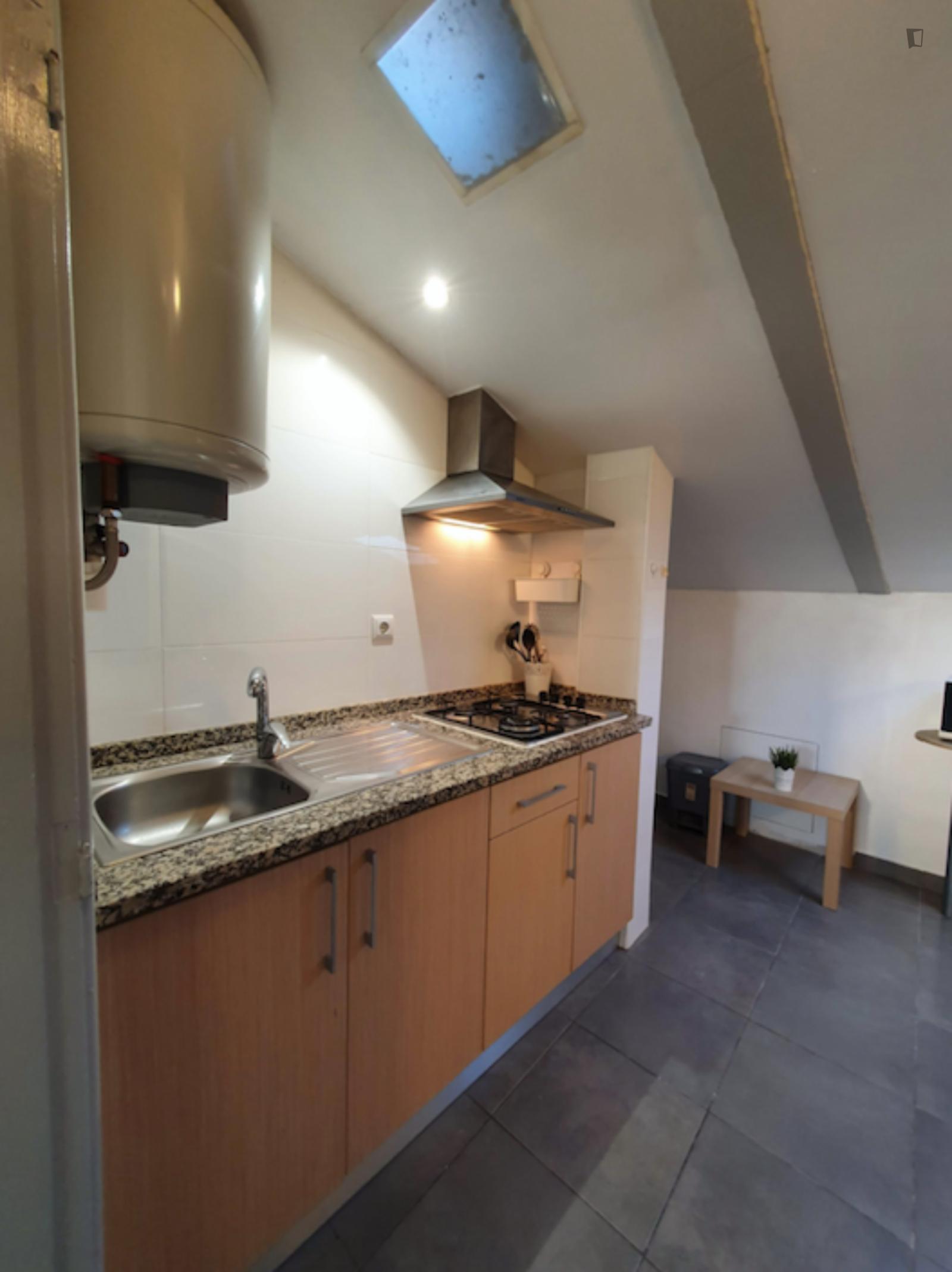 Very Cosy 2-Bedroom Flat Near Universidade De Coimbra - Very cosy 2-bedroom flat near Universidade de Coimbra - Gallery - 1